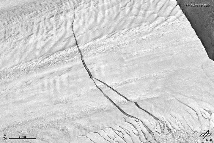 Antarctic Ice Rift Growing, Satellite Images Show
